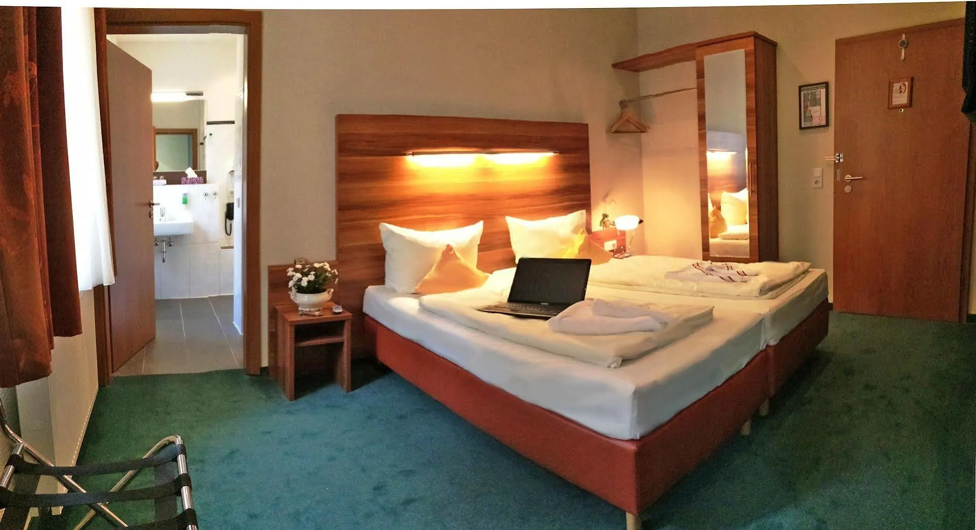 B-Chill Dusseldorf Hotel 4*,  Germany
